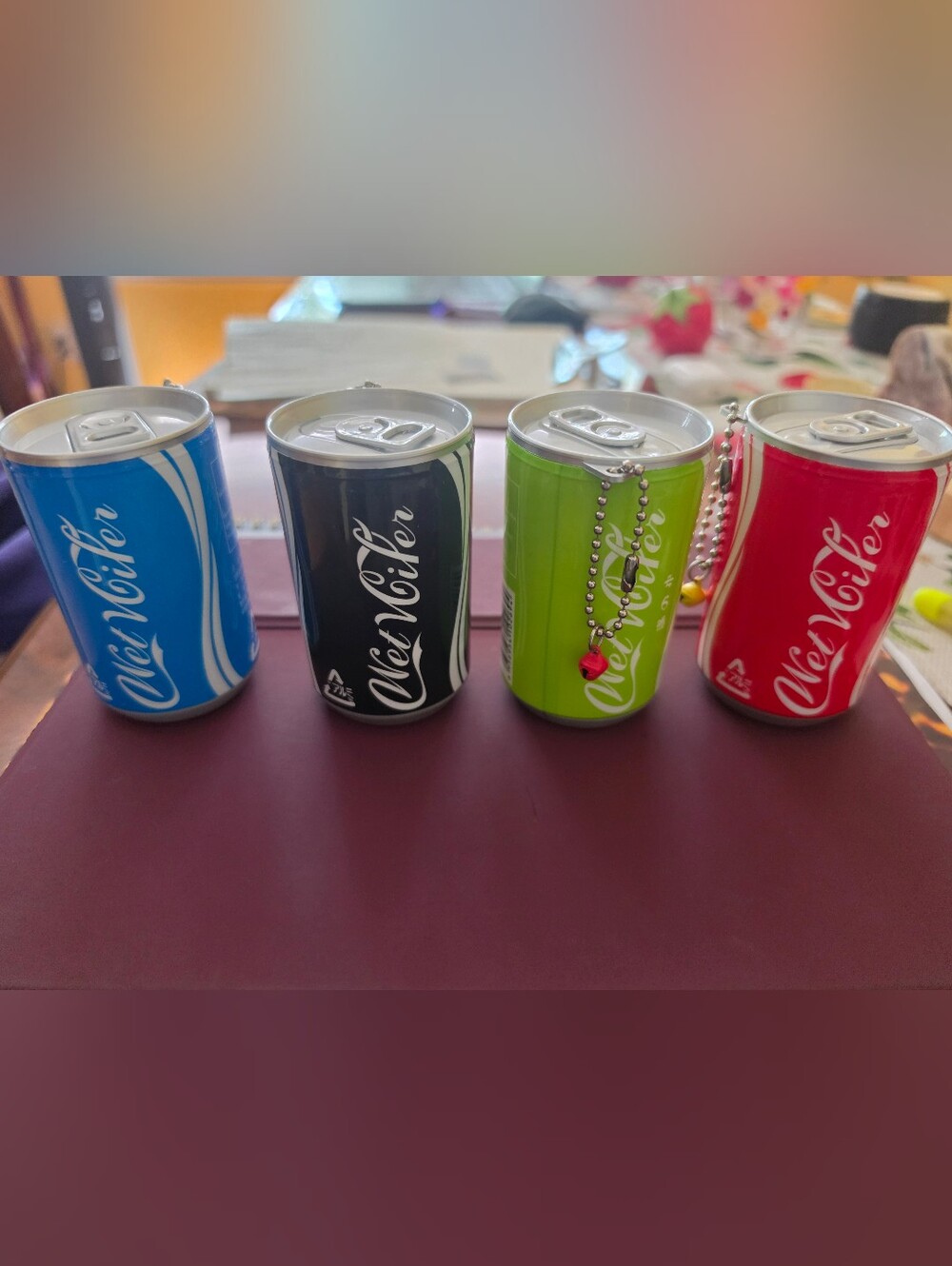 🥤 Mini Can Wet Wipe Holder – Choose Your Favorite Color! - Picture 2 of 3